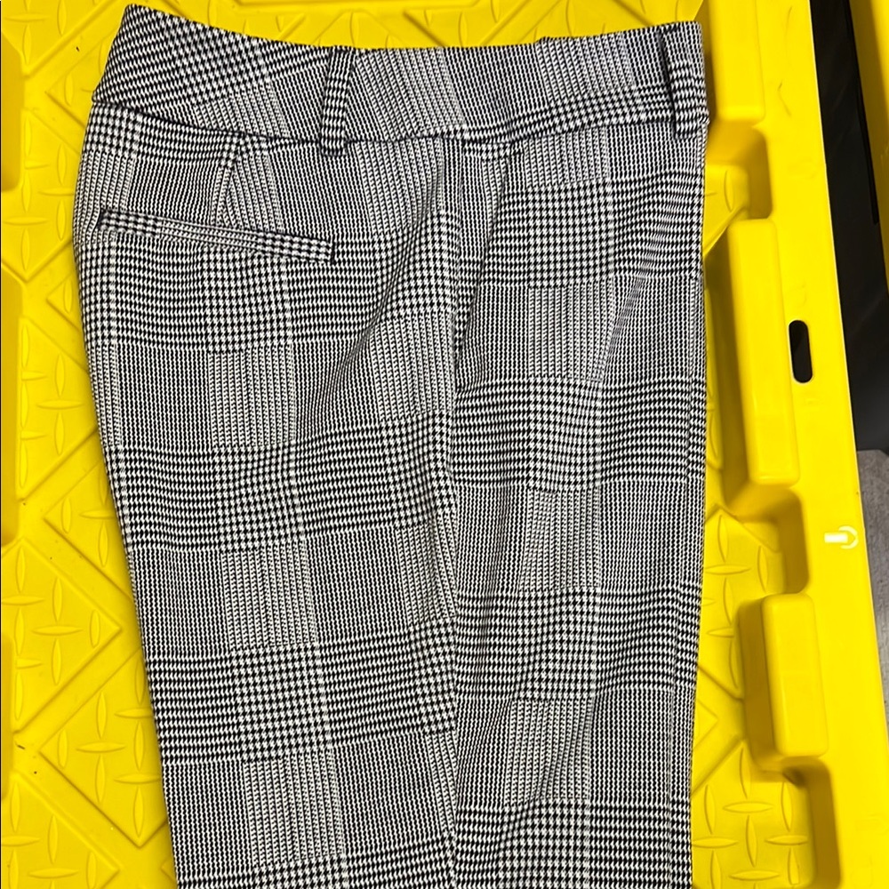 Ann Taylor Houndstooth pants